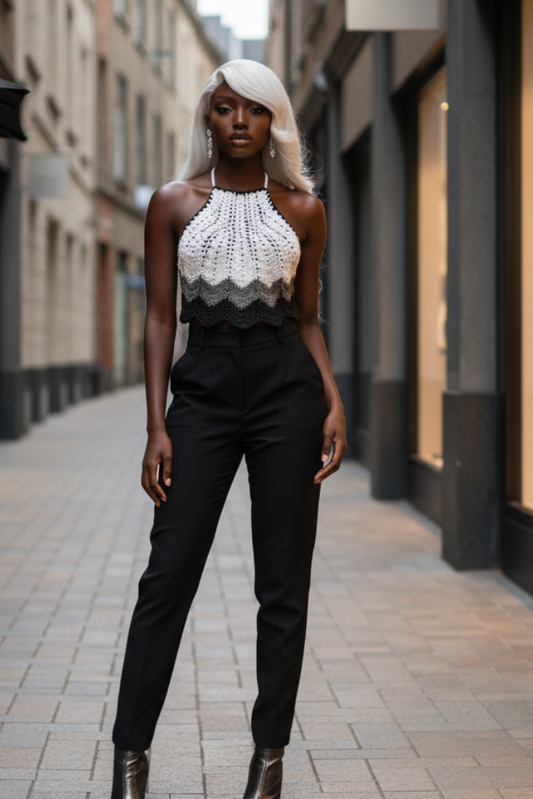Clamshell Halter