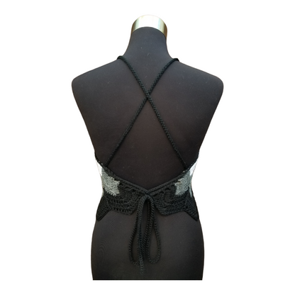 Clamshell Halter