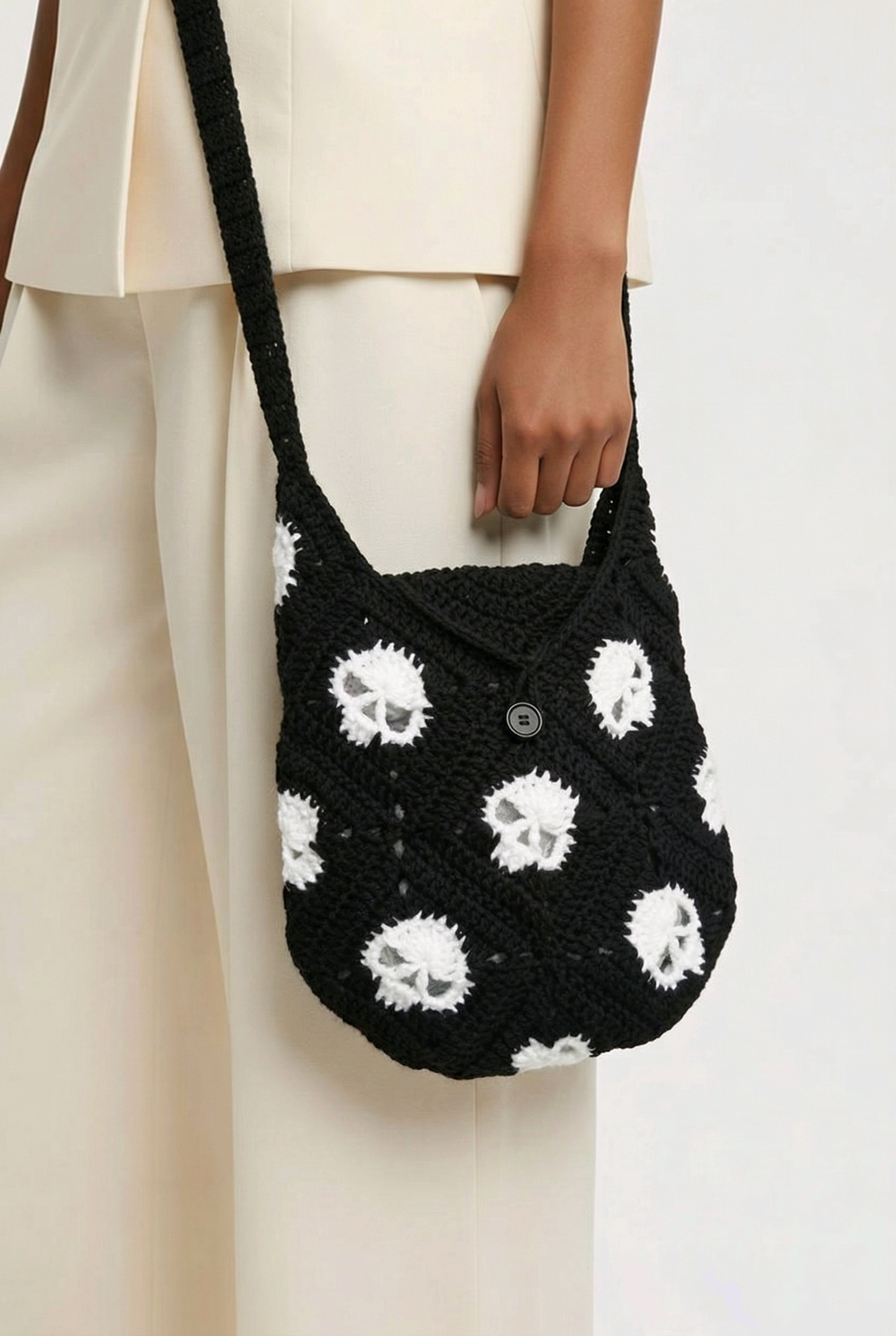 Skull Shoulder Bag